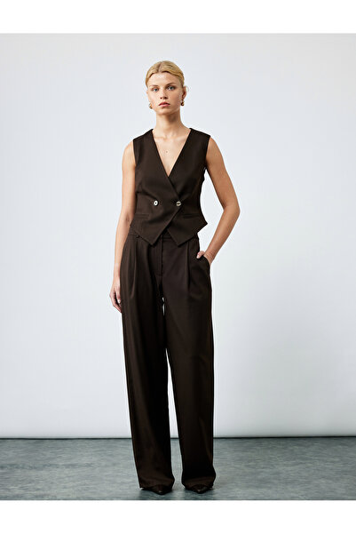 Koton Αμάνικο γιλέκο με κουμπιά V λαιμόκοψη