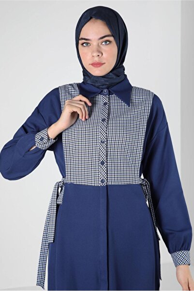 Alvina شال ألفينا مونوغرام 8300