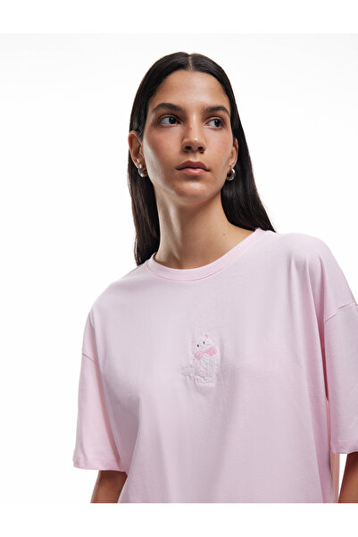 Koton Short Sleeve Crew Neck Cotton Oversize T-Shirt with Embroidery Detail