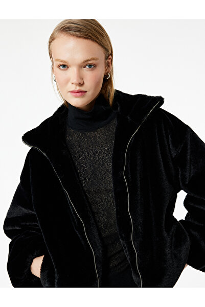 Koton Изкуствена кожа с дълги ръкави, яка и прекалено голям сако