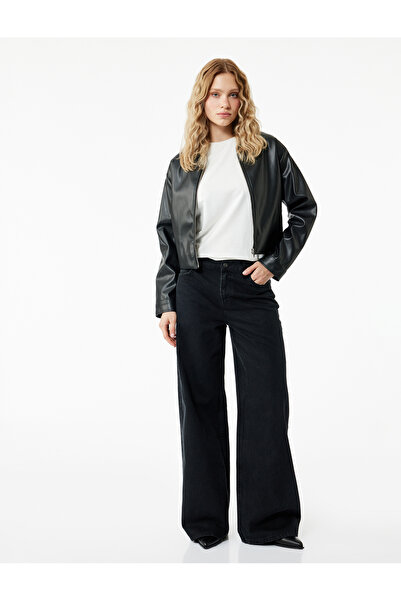 Koton بنطلون جينز بقصة كاجوال واسعة الساق من القطن بأزرار وجيب خصر عادي - جين...