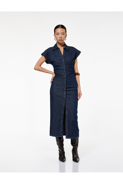 Koton Pamuklu Düğmeli Drapeli Kısa Kollu V Yaka Midi Denim Elbise