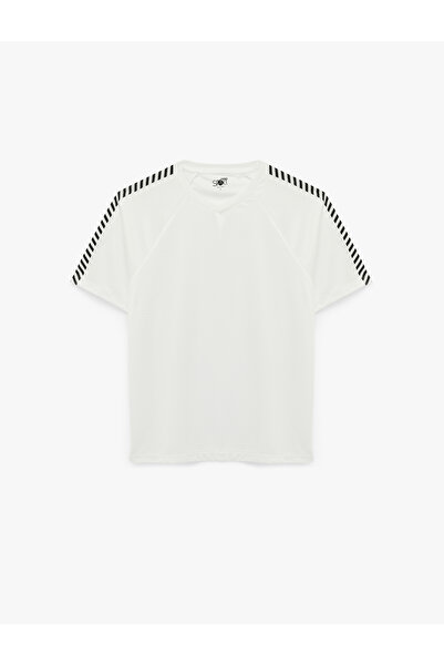 Koton Relaxed Fit Geometric Print Short Sleeve V-Neck Sports T-Shirt