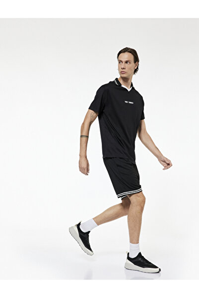 Koton Rahat Kalıp Cepli Şerit Detaylı Beli Bağcıklı Spor Şort