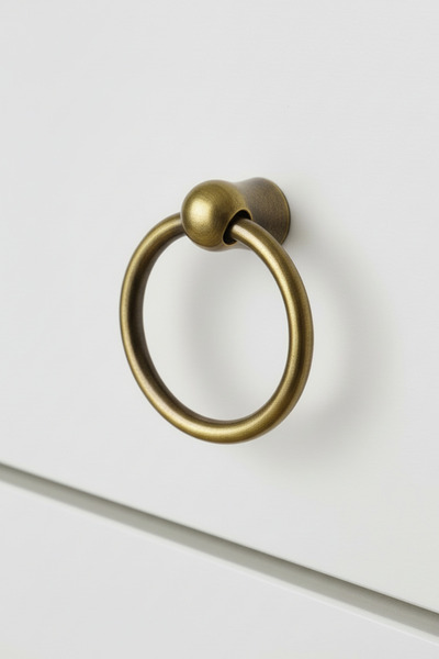MegaVitrin مقبض أثاث على شكل حلقة - برغي واحد - مقبض خزانة وأدراج أصفر عتيق م...