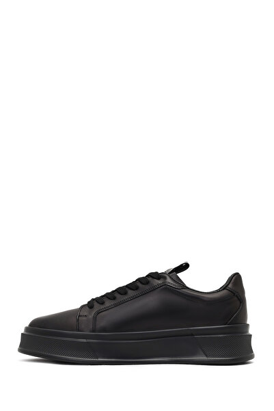 Derimod Erkek Siyah Bağcıklı Kalın Tabanlı Deri Sneaker 25WFD611518
