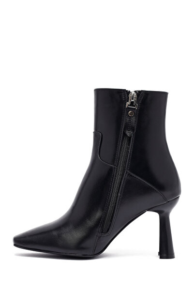 Derimod Kadın Siyah Fermuarlı Topuklu Deri Bot 25WFD133318