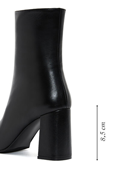 Derimod Kadın Siyah Fermuarlı Kalın Topuklu Deri Bot 25WFD130818