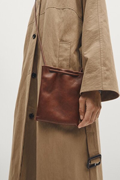 Massimo Dutti Nappa deri omuz çantası