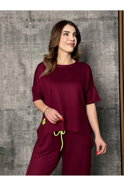 velmorafashion Γυναικείο κοντομάνικο μπλουζάκι με λαιμόκοψη βισκόζης δύο κλωστών και παντελόνι διπλό κοστούμι