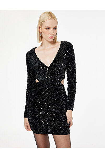 Koton Payetli Pencere Detaylı Uzun Kollu V Yaka Mini Bodycon Abiye Elbise
