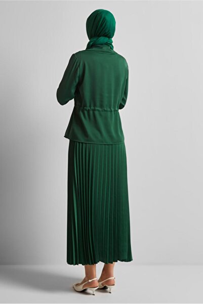 Alvina Satin Suit with Pleated Skirt 45385