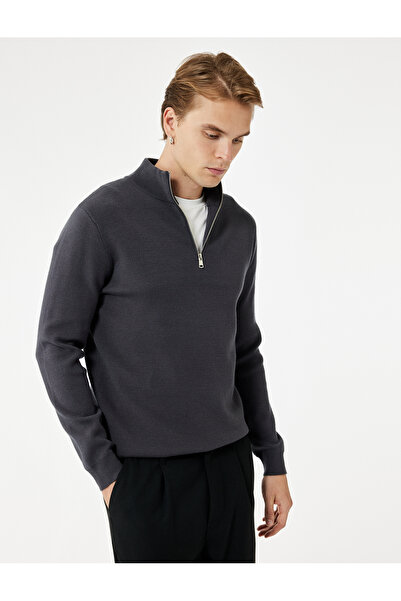 Koton Uzun Kollu Viskon Karışımlı Yarım Fermuarlı Triko Kazak