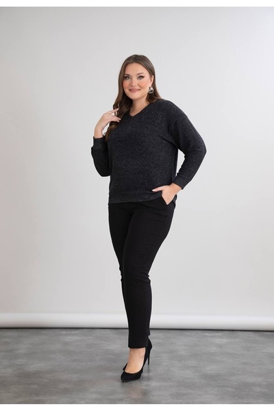 Serra Women's V-Neck Sweater