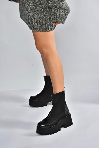 Fox Shoes V820008604 Γυναικείες μπότες με φερμουάρ με χοντρή σόλα από μαύρο ύφασμα