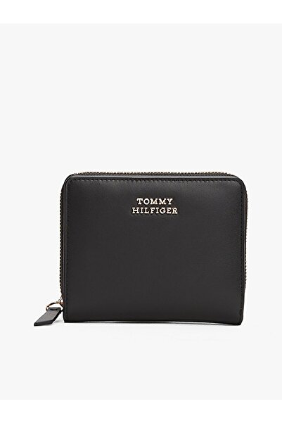 Tommy Hilfiger Women's Logo Embossed Extra Card Compartment Zippered 100% Leather Black Wallet Aw0Aw17499-Bds