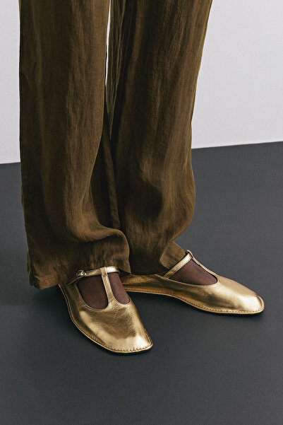 LUTVELIZADE Babet 2523 - Pencereli Küt Gold Kadın Babet