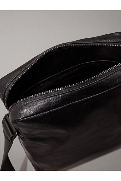 Calvin Klein ERKEK OMUZ ÇANTASI K50K512987-BEH