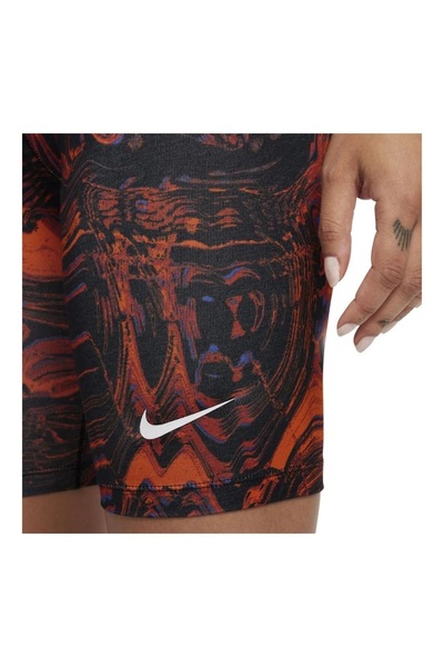 Nike Γυναικείο σορτς Nike Sportswear Essentials - Dm4738-010