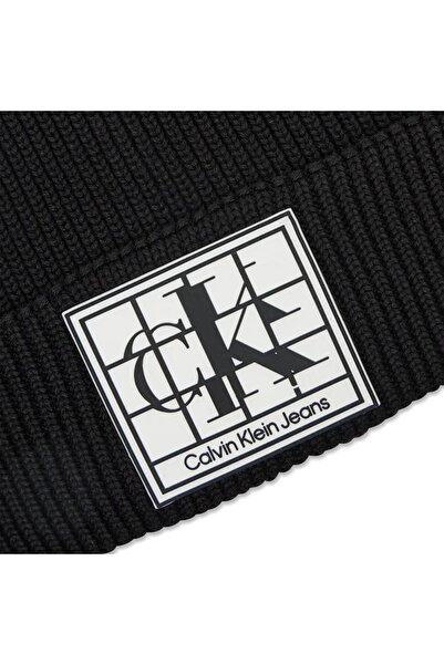 Calvin Klein Women's Beret K60K609812-Bds