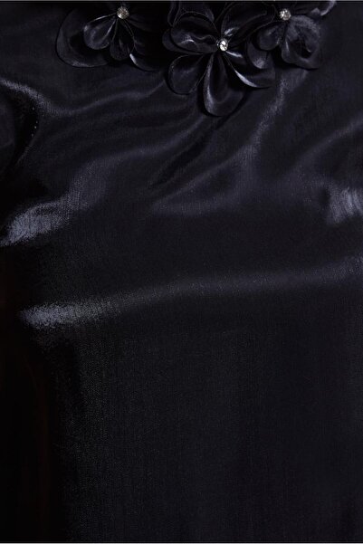 Alvina Flower Detailed Three-Dimensional Tunic - 44568