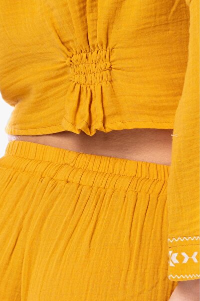 Eliş Şile Bezi Mustard Colored Muslin Summer Blouse - Long Sleeve and Gather Detail