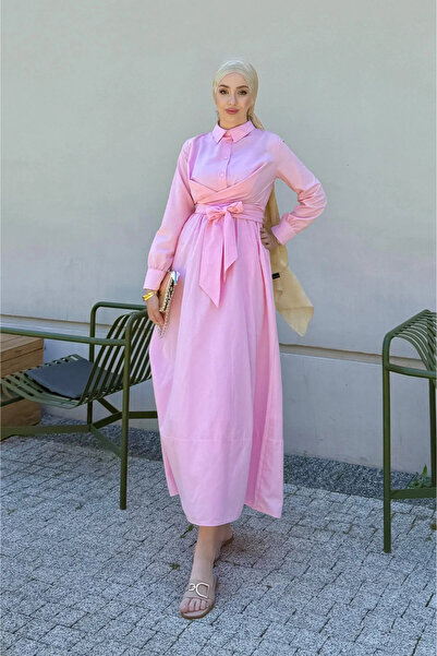 Tesettür Diyarı Γυναικείο φόρεμα με λεπτομέρεια με κορδόνι στο γιακά - Ροζ