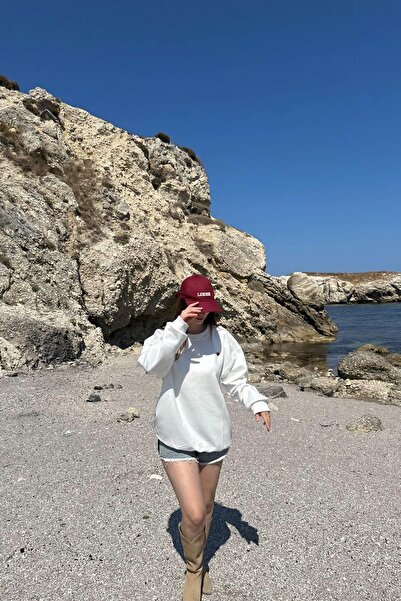 lizge giyim Crew Neck Heart Embroidered Sweatshirt