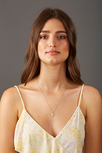 Joy of Jade Carmen Kolye 1 Mikron 18 Ayar Altın Kaplama (925 AYAR GÜMÜŞ ÜZERİNE), Zirkonyum