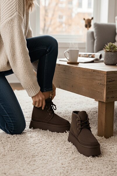 DİVOLYA Ugy Kahverengi (4.5 CM) İçi Kürklü Bağcıklı Günlük Kullanım Bot