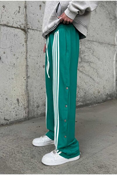 serline Φαρδιά αθλητική φόρμα με λεπτομέρεια με ριγέ κουμπιά