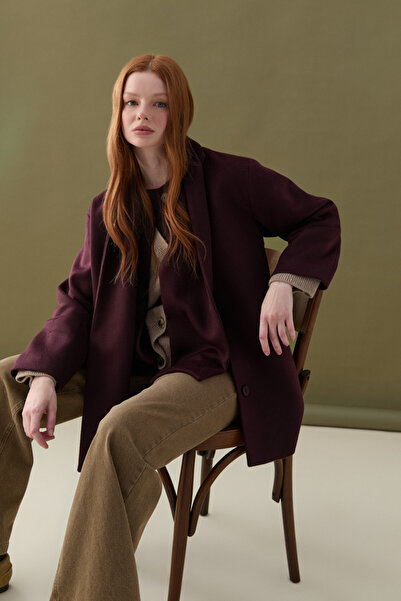 Gusto Wool Cashmere Coat with Scarf - Burgundy