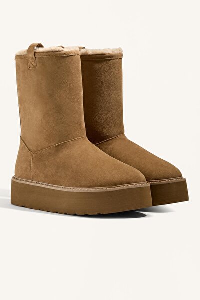 Oysho Süet platform tabanlı çizme