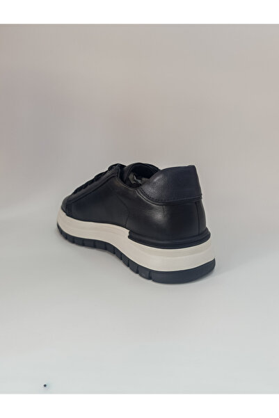 Voyager Men's Genuine Leather Lace-Up Rubber Sole Comfortable and Stylish Classic Shoes