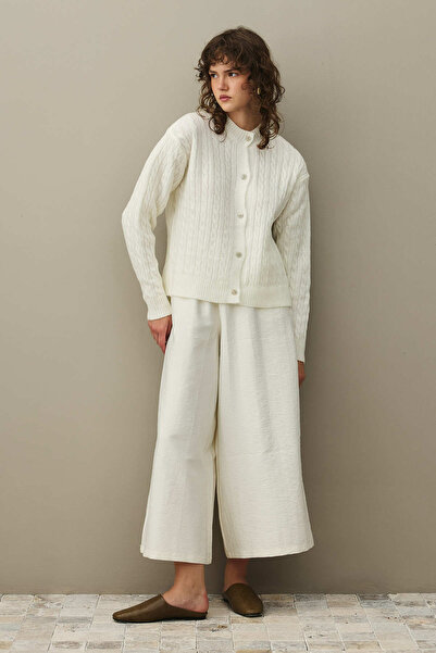 Fahhar Hair Knit Crop Cardigan Ecru