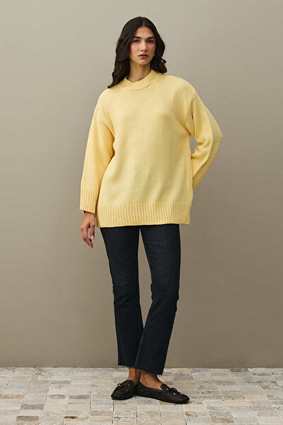 Fahhar Oversize Knitted Sweater Yellow