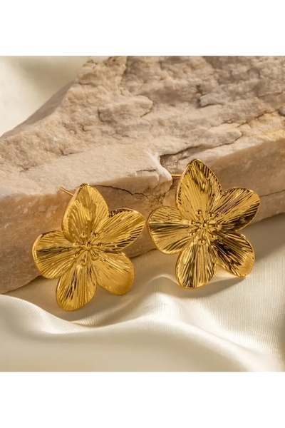 Çelik Women's Floral Pattern Textured Earrings