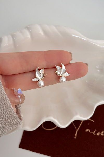 Shylyn 925 Gümüş İğneli Kelebek Altın Kaplama İnci Küpe