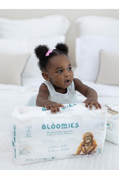 Baby Bloomies Premium Diapers Size 4 9-14 kg 40 Pieces Wetness Indicator Eco-Friendly Hypoallergenic