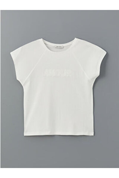 LC Waikiki plus νέα σεζόν Γυναικείο μπλουζάκι με κέντημα και λαιμόκοψη ποδηλάτου