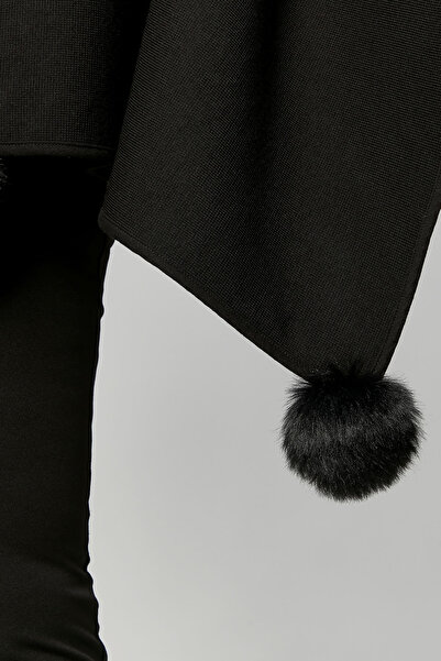 RFK Butik Women's Fur Pompom Steel Knit Knitwear Shoulder Shawl - Black
