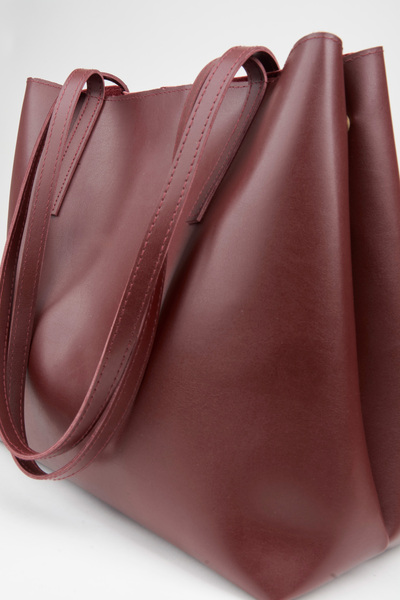 Vivaq Women's Aster Burgundy Faux Leather Handbag and Shoulder Bag with Snap Closure and Foldable Design