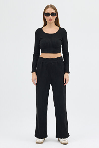 Eco Sense Two Piece Women's Set - Crop Top and Oversize / Wide Leg Pants