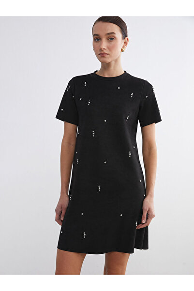 LC Waikiki Siyah Bisiklet Yaka Taşlı Mini Elbise