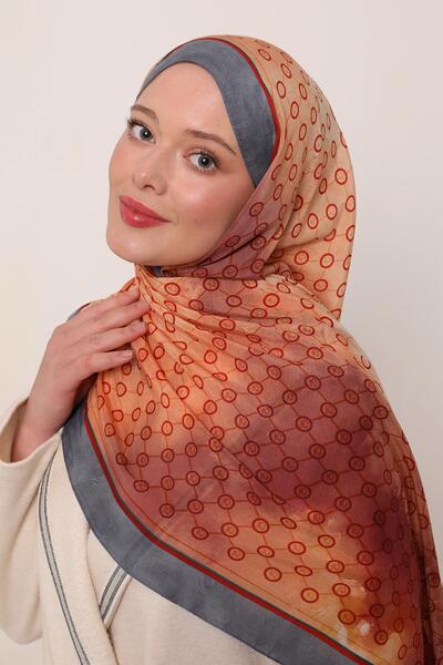 LuvenSara Bergamo Shawl |   Night Anthracite