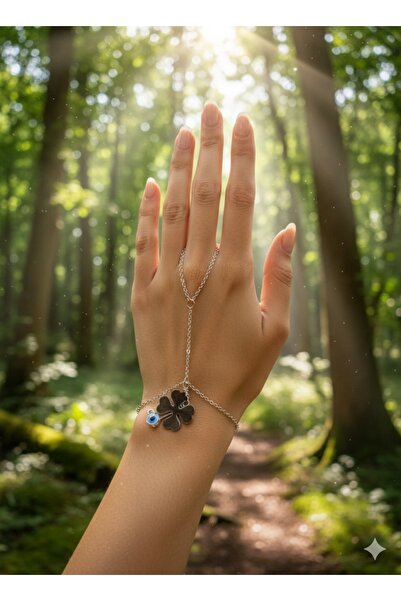 Tasarım Zemira Şans ve Koruma: Gümüş Dört Yapraklı Yonca ve Nazar Boncuklu Şa...