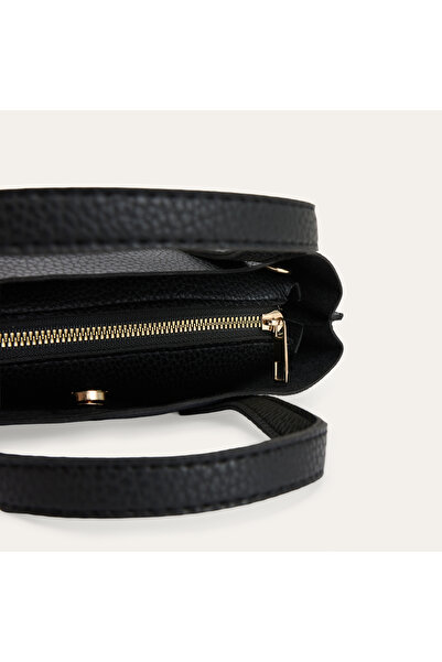 Mudo Leather Look Strap Handbag