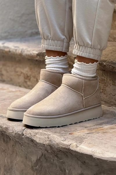 Fulla Moda Short Suede Boots with Fur Inside and Thick Sole