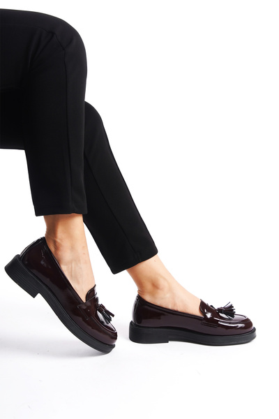 GRADA Bordo Rugan Püsküllü Hakiki Deri Kadın Loafer Ayakkabı Parlak Bordo Ponponlu Kadın Mokasen Ayakkabı