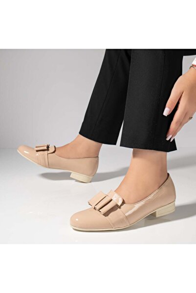 BMoD Pantofi de damă bej din piele naturală lăcuită cu fundă MOD06411